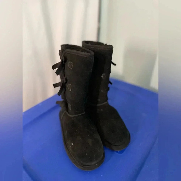 Black Koolaburra Ugg boots with‎ ribbons size 1 -S6 - Picture 3 of 10